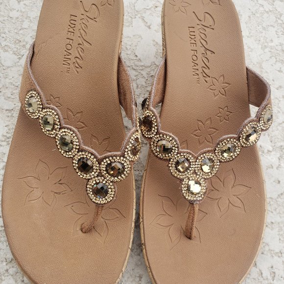 Skechers Shoes - SKECHERS LUXE FOAM SANDALS